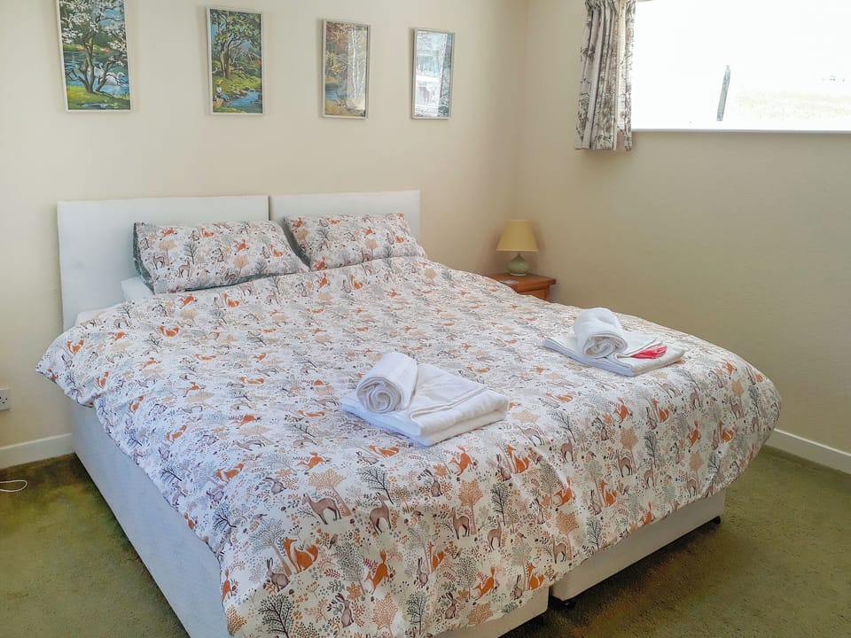 Double bedroom | Ivy Cottage, Banff
