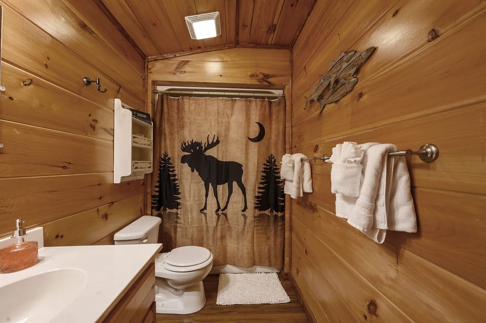 King Suite 1 Bathroom - Upstairs