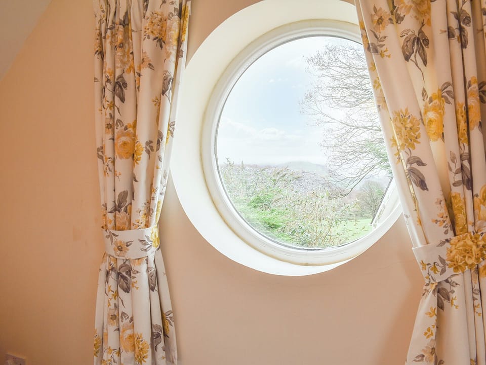 Double bedroom | Ty Mawr 2 - Ty Mawr Cottages, Windermere