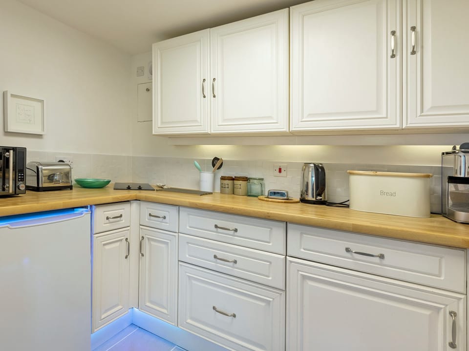 Modern kitchen | The Cabin, Dartmouth