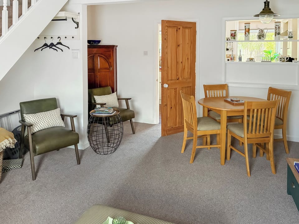 Living room/dining room | Willow Cottage, Stockbridge