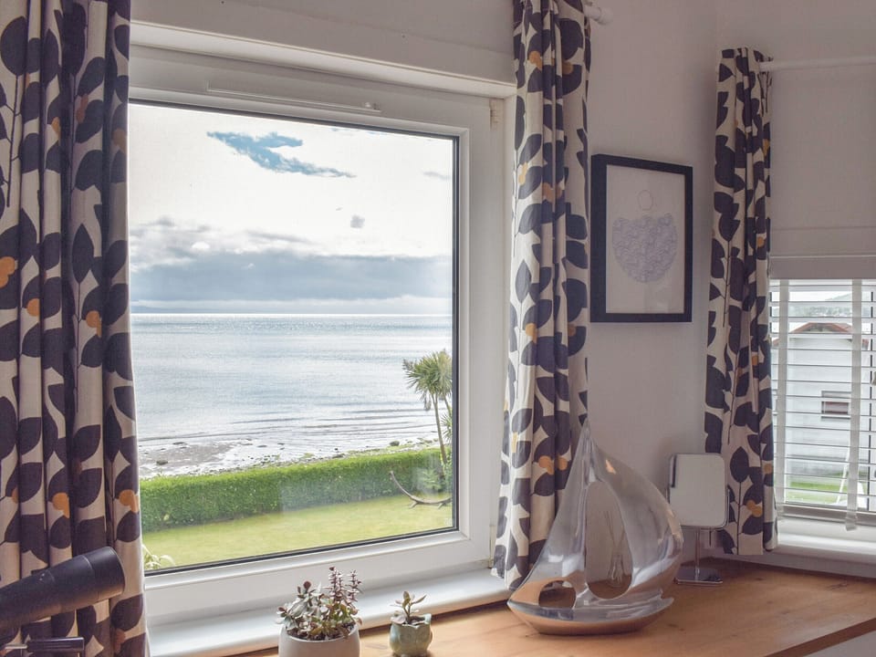 Double bedroom | Southcroft Lodge, Whiting Bay