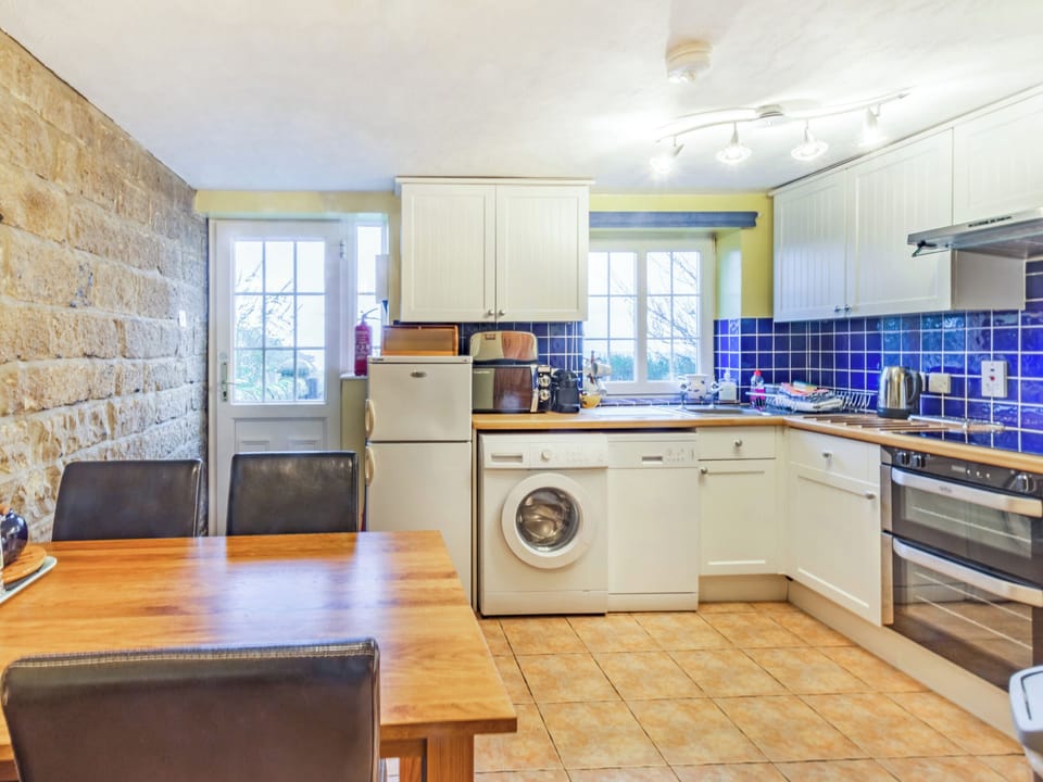 Kitchen/diner | Smuggler&rsquo;s View, Ravenscar, near Robin Hoods Bay