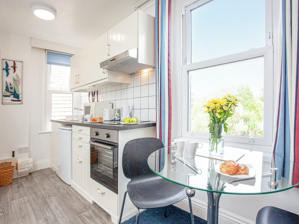 Open plan living space | Apartment Ten - Broadshade Holiday Apartments, Paignton