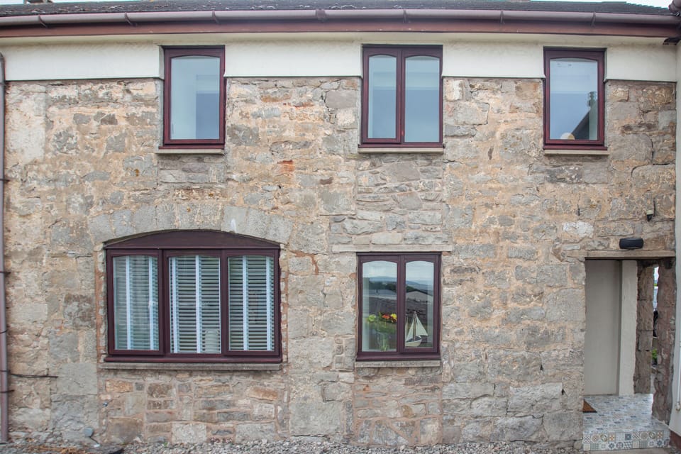 Exterior | Seaside Cottage - Bron y Wendon Holiday Park, Llanddulas, near Llandudno