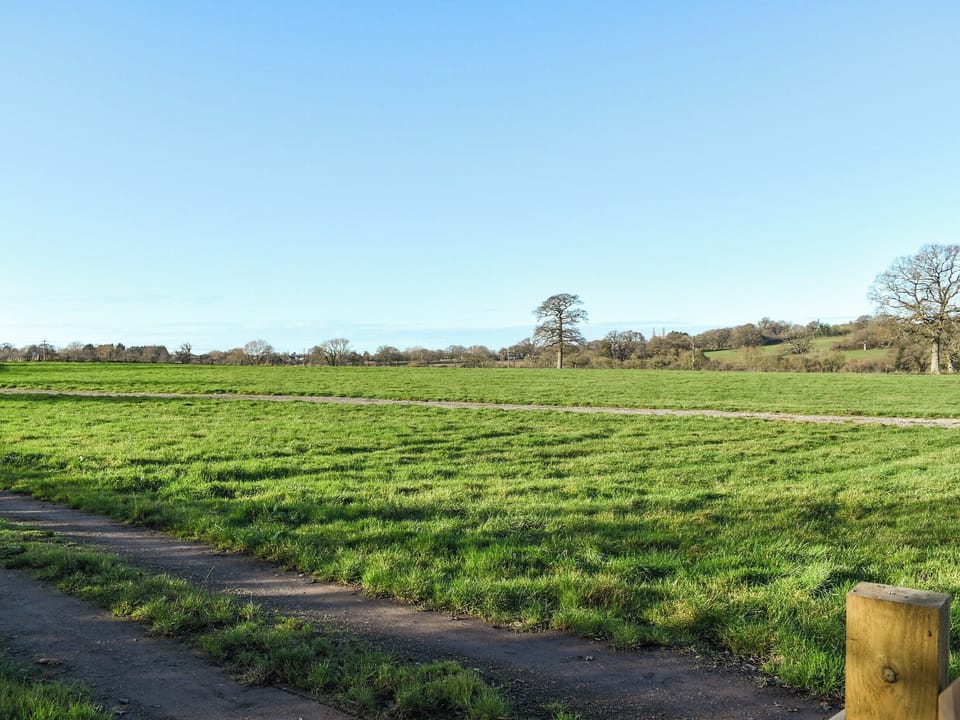 Surrounding area | Langston Farm Chalet, Okeford Fitzpaine, near Blandford Forum