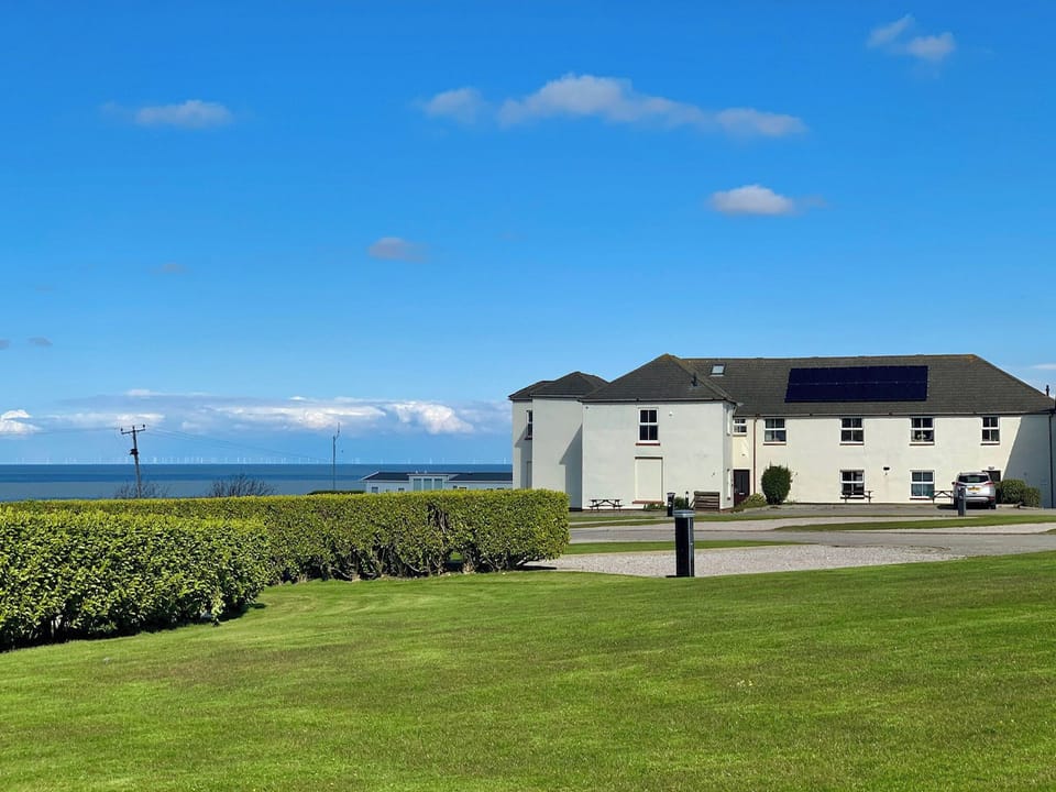 Setting | Bron Y Wendon Holiday Park, Llanddulas, near Llandudno