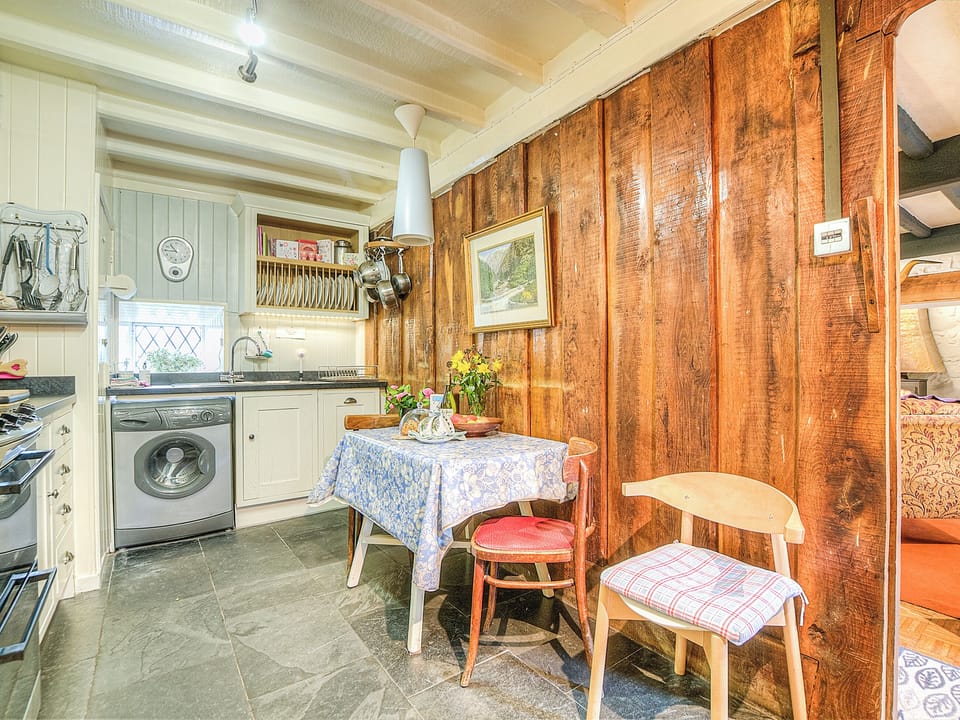 Kitchen area | Hen Dy - Llyn Peninsula Holiday Cottages, Garndolbenmaen, near Porthmadog
