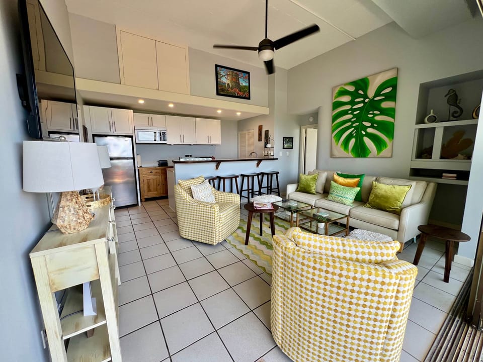 Kitchen/Living room area