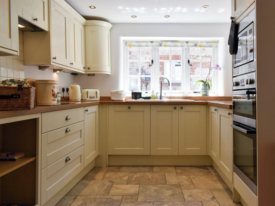 Kitchen/diner | Glimsters Cottage - Glimsters Farm Holiday let, Kentisbeare, Cullompton