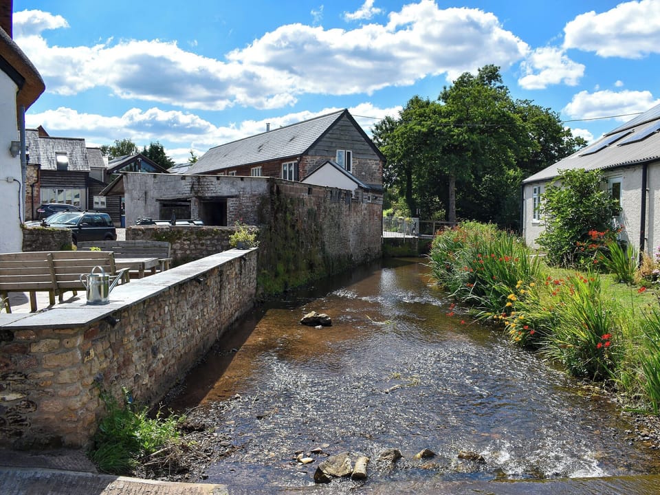 Surrounding area | Glimsters Cottage - Glimsters Farm Holiday let, Kentisbeare, Cullompton