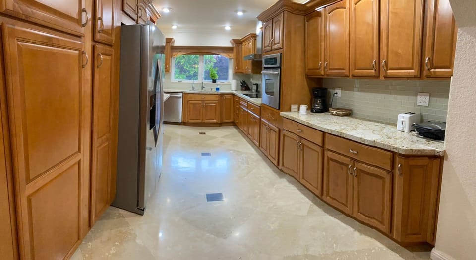 Kitchen fully equipped