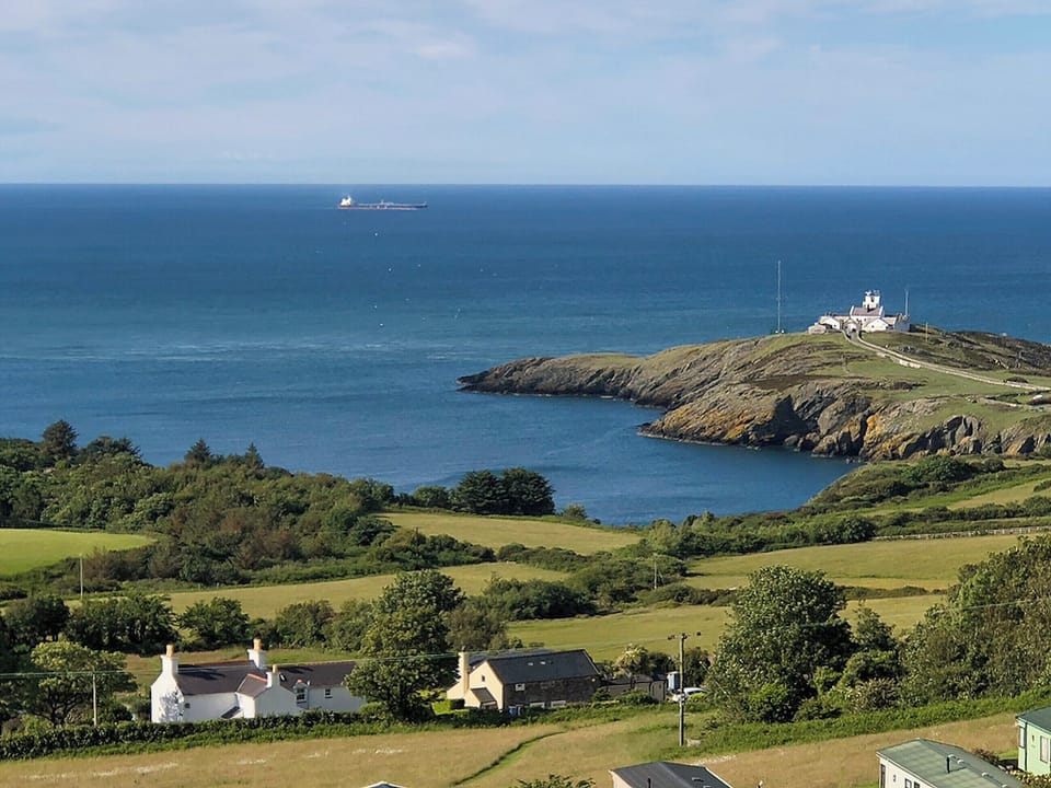 Surrounding area | Copper Crab Cottage, Amlwch