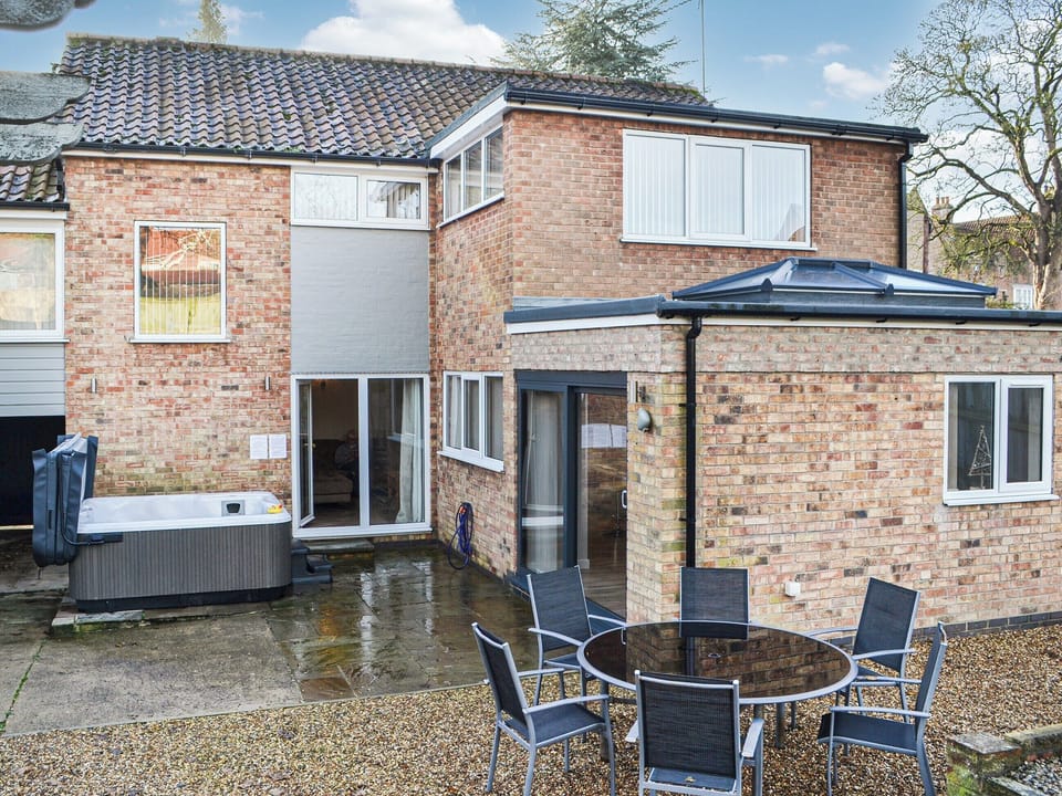 Exterior | Cheviot, Walkington