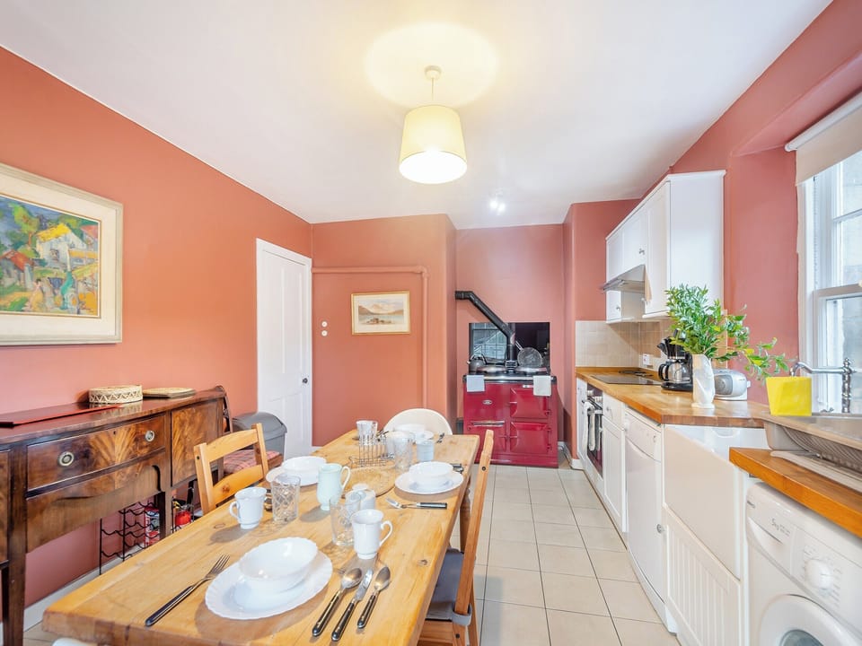 Well equipped kitchen/ dining room | Rhoda&rsquo;s Cottage, Strachur