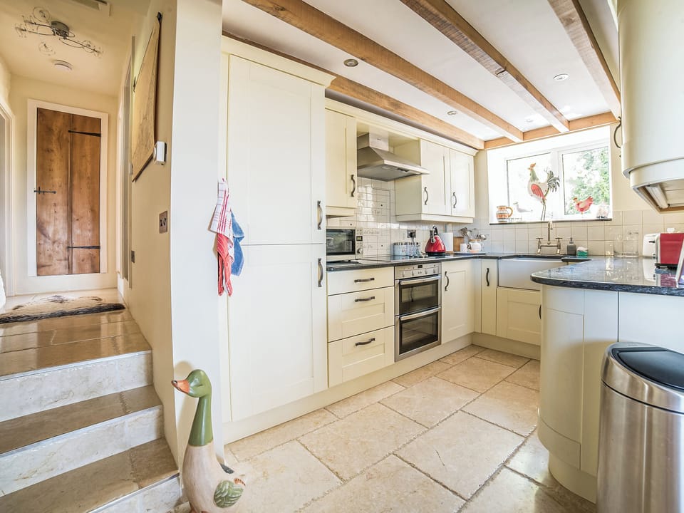 Kitchen area | Tir a Mor - Morfa Nefyn Holiday Cottages, Nefyn, Llyn Peninsula