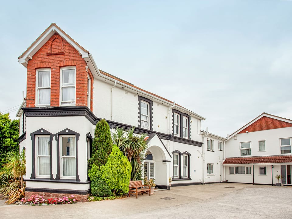 Exterior | Broadshade Holiday Apartments, Paignton