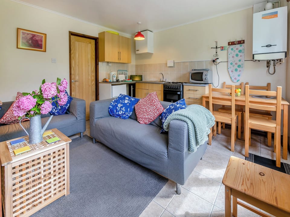 Open plan living space | The Vineries- 16 Beech Cottage - The Vineries, Lands End, near Porthcurno
