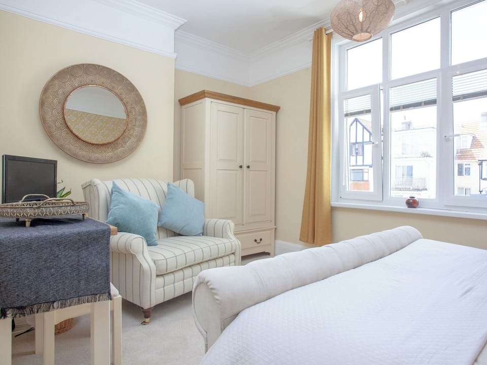 Double bedroom | Russell House, Paignton