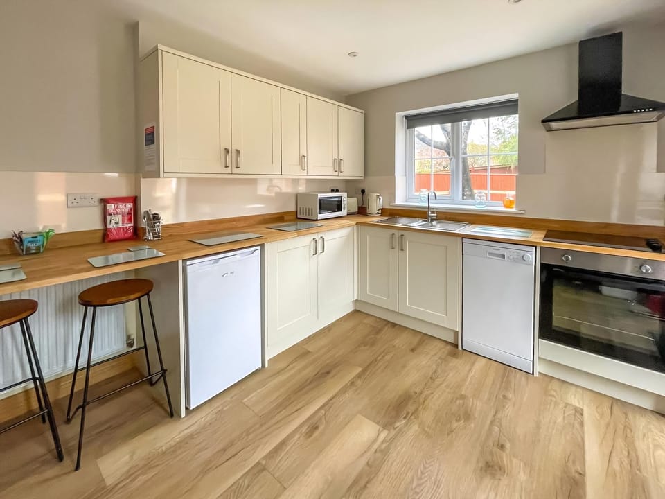 Kitchen area | Hambledon Cottage Holidays - The Firs - Hambledon Cottages Holidays, Child Okeford, near Blandford Forum