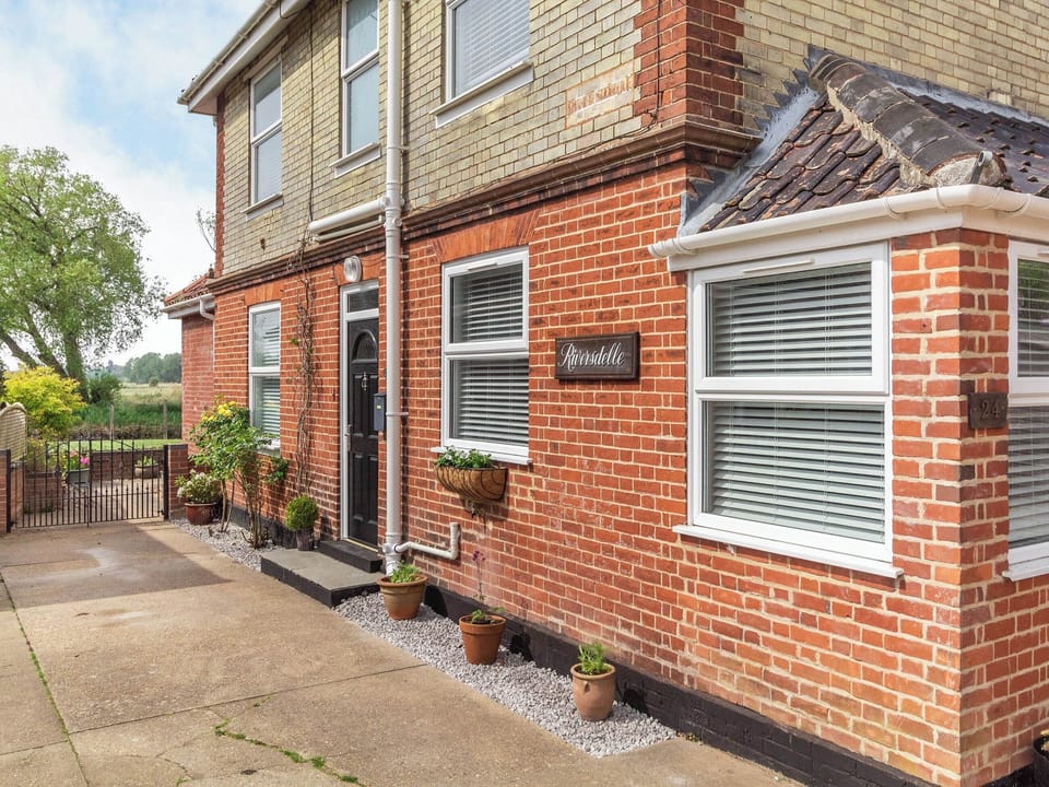 Exterior | Riversdelle, Beccles