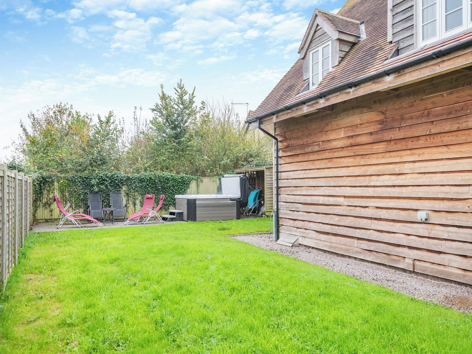 Garden | The New Inn Barn - The New Inn Farm, Marnhull, near Shaftesbury