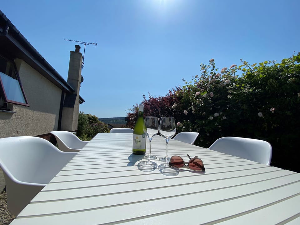 Sitting-out-area | Seagrass, Lamlash