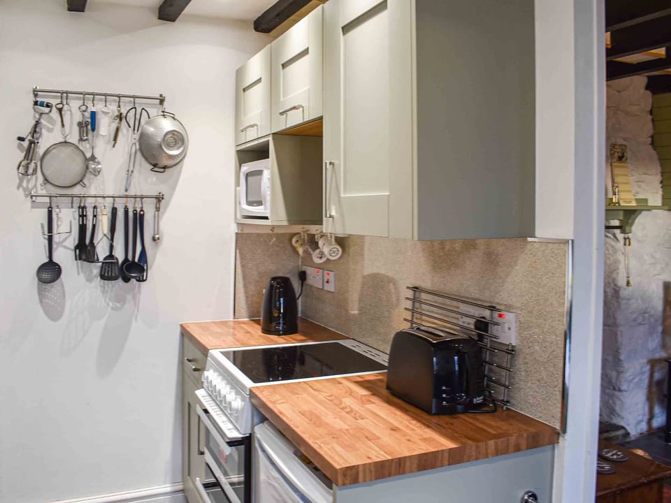Kitchen | Bwth Carron, Barmouth