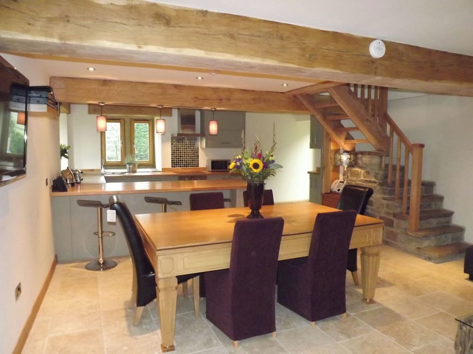 Bronte Barn, (Luxury), Oldfield near Haworth