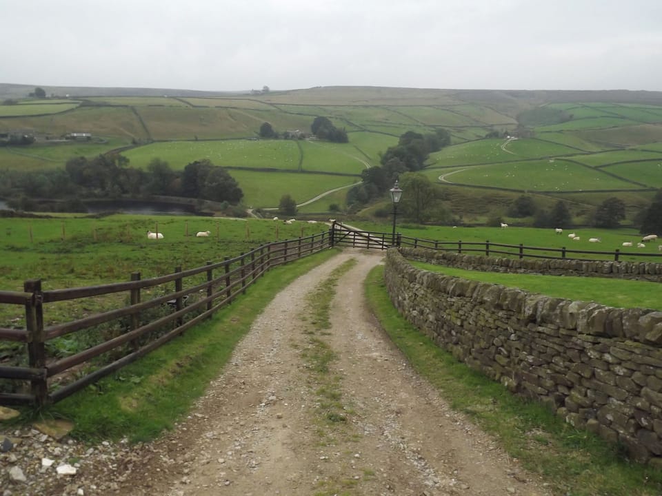 Bronte Barn, (Luxury), Oldfield near Haworth