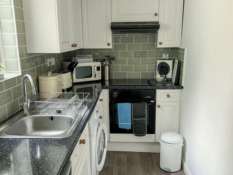 Kitchen | The Steps, Mevagissey