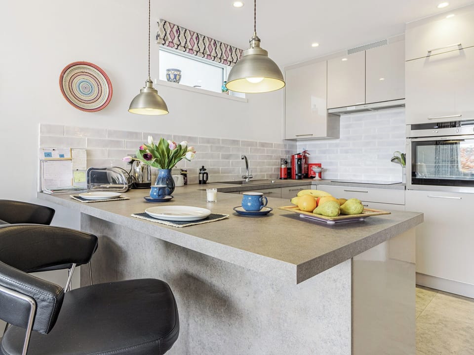 Kitchen area | River Coombe, Dartmouth