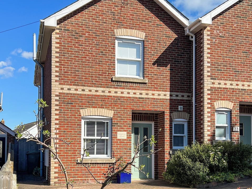 Exterior | Whiskey Mac Cottage, Cowes