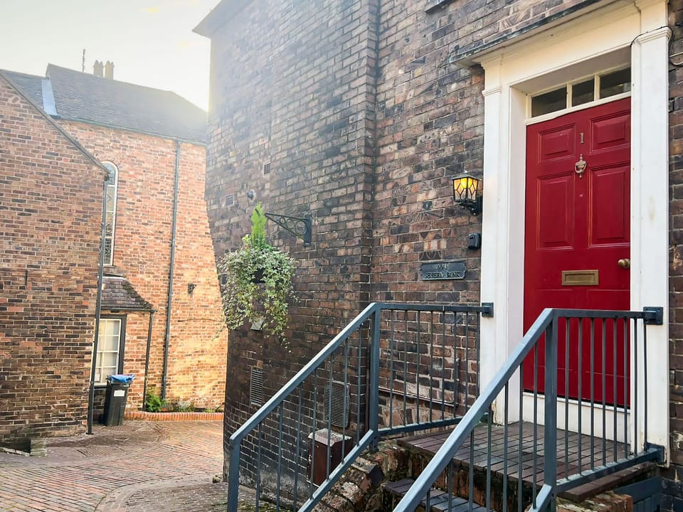 Exterior | 1 Severn Bank, Ironbridge