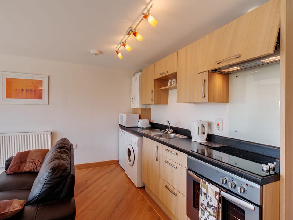 Kitchen | 1 Red Rock - Red Rock Apartments, Dawlish Warren