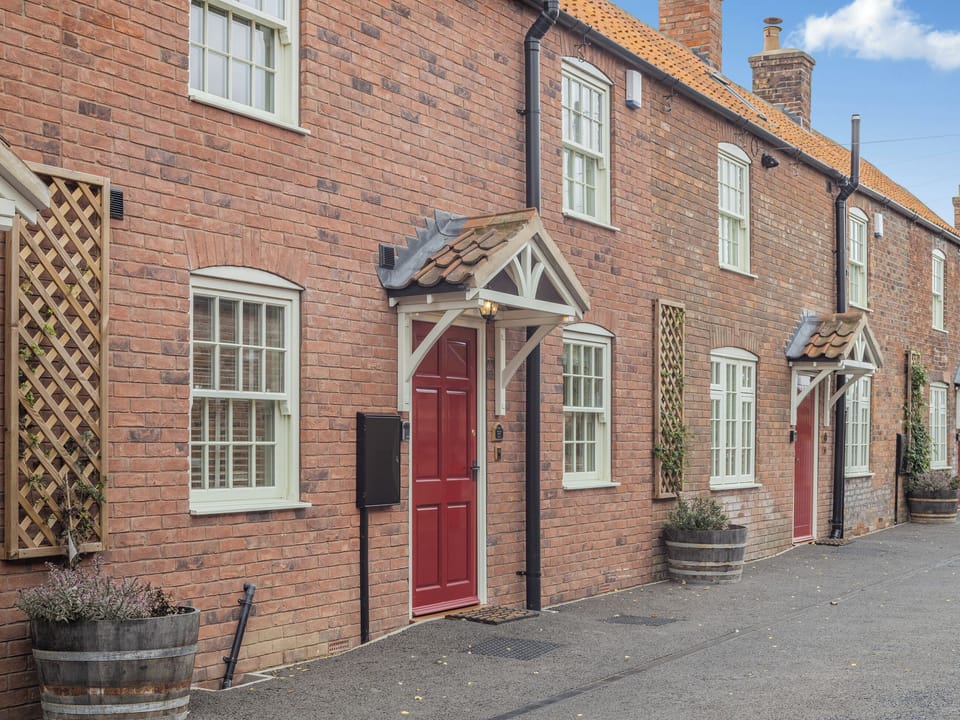 Exterior | Royal Oak Cottages- The Malt House - Royal Oak Cottages, Wainfleet, near Skegness