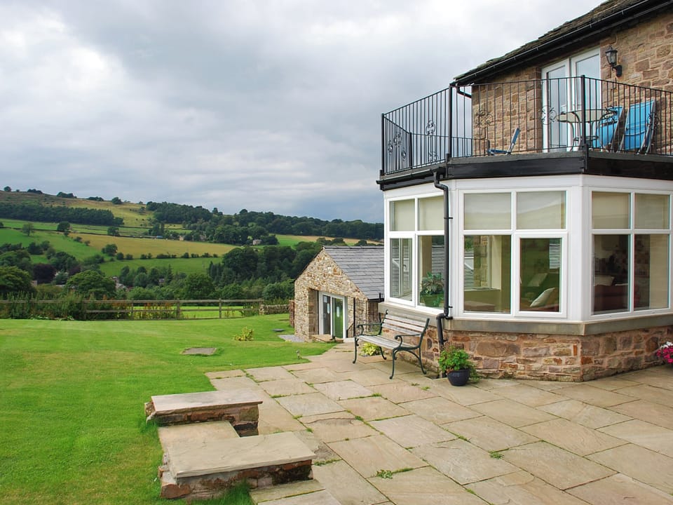 Shallcross Hall Cottages - Goyt, Whaley Bridge near Buxton