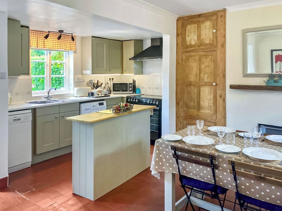 Kitchen/diner | Horseshoe Cottage, Nordham, near Beverley