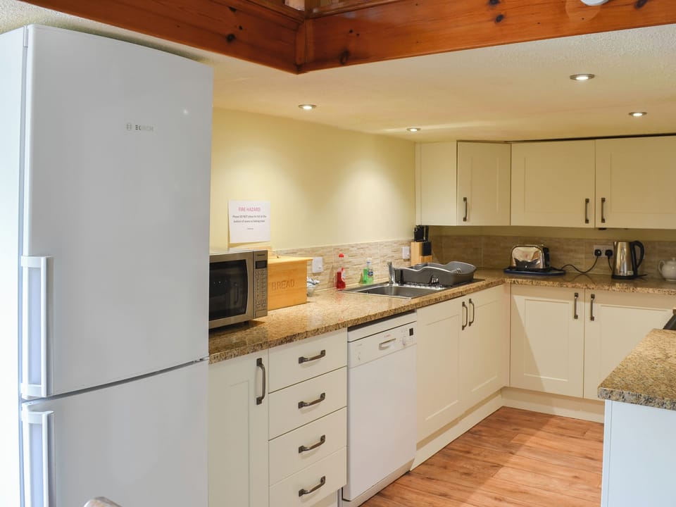 Beautifully presented open plan living space | Fennel - Sherrill Farm Holiday Cottages, Dunterton, near Tavistock