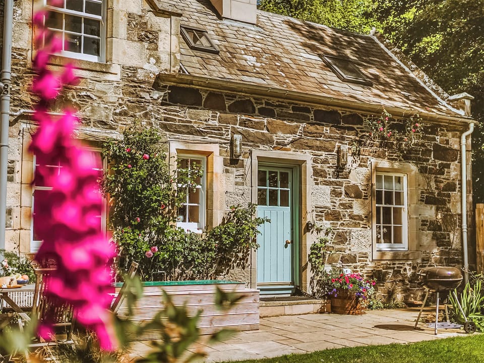 Exterior | Fawn&rsquo;s Velvet - Dunskey Estate, Portpatrick, near Stranraer