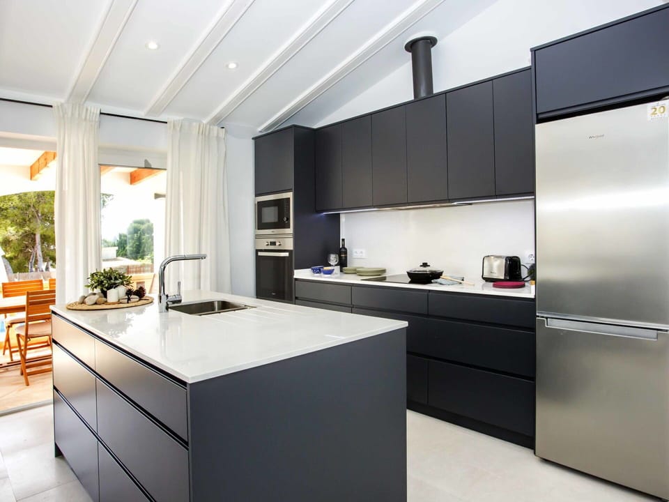 Cabinetry, Furniture, Countertop, Building, Property, Kitchen, Wood, Interior Design, Kitchen Stove, House