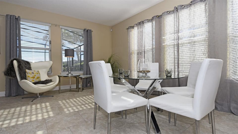 Sweet Home Vacation Home Rentals, Top Resorts Florida Solterra Resort
