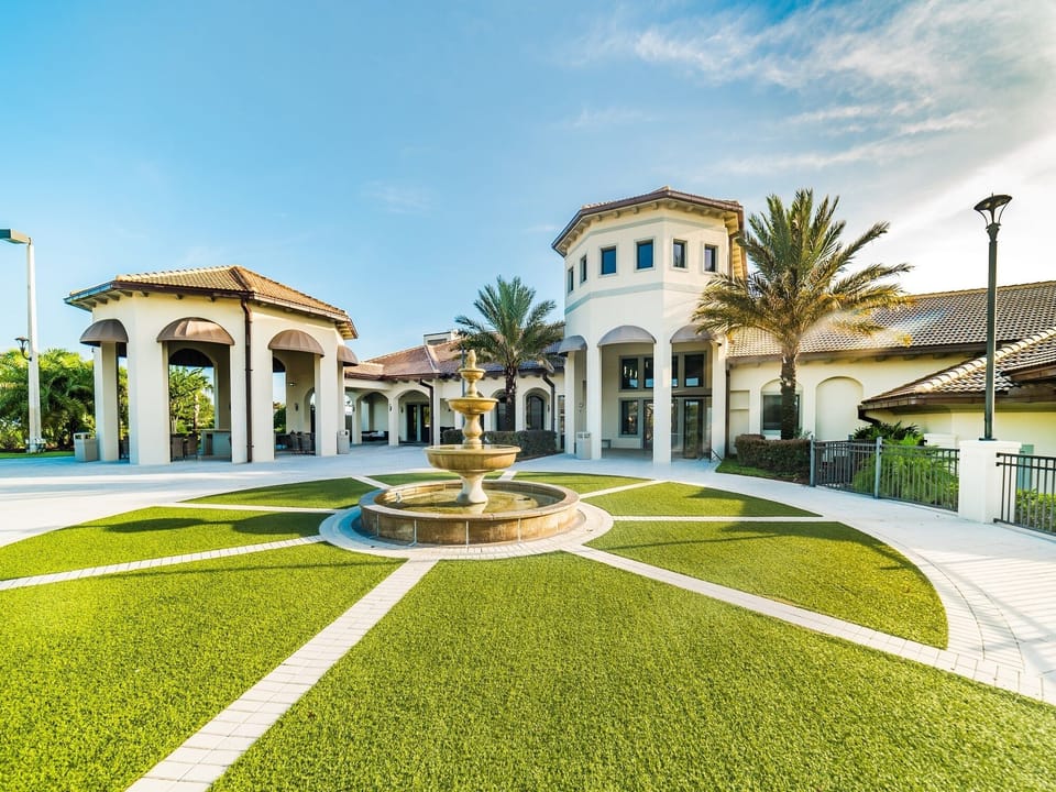 Sweet Home Vacation Home Rentals, Top Resorts Florida Champions Gate Resort 