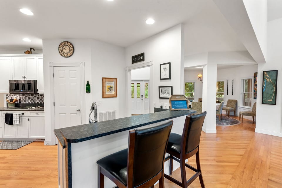 CC177: Picture This | Bottom Level Kitchen