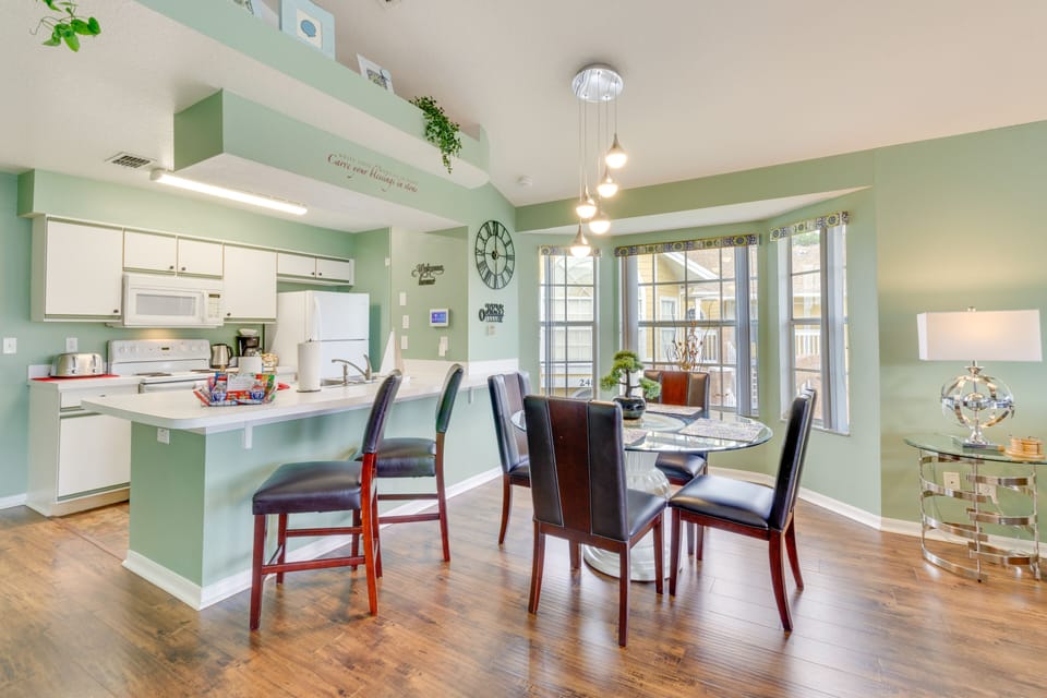 Dining + Kitchen Area | Open Floor Plan