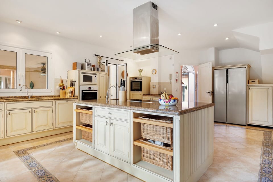 Kitchen Island