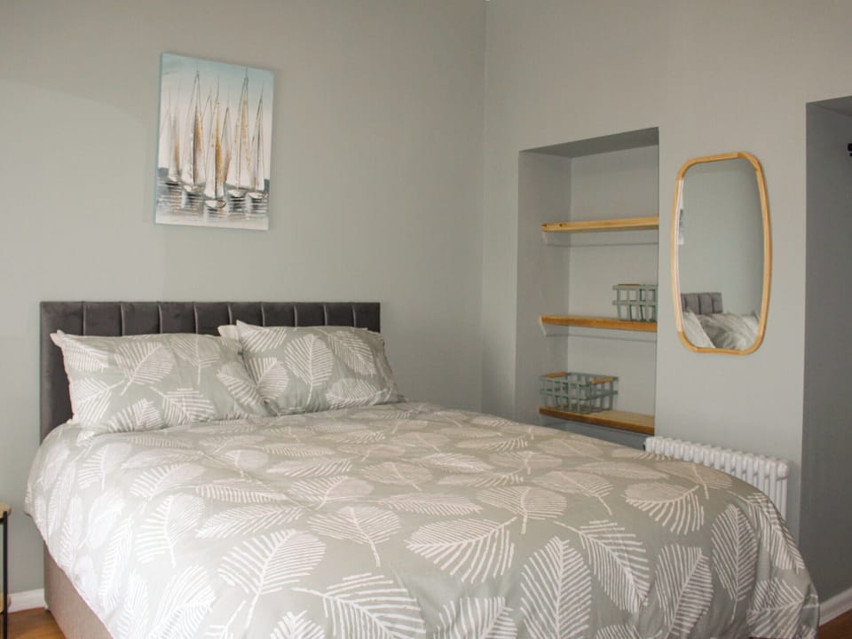 Double bedroom | Seaview Cottage - Bron Y Wendon Holiday Park, Llanddulas, near Llandudno