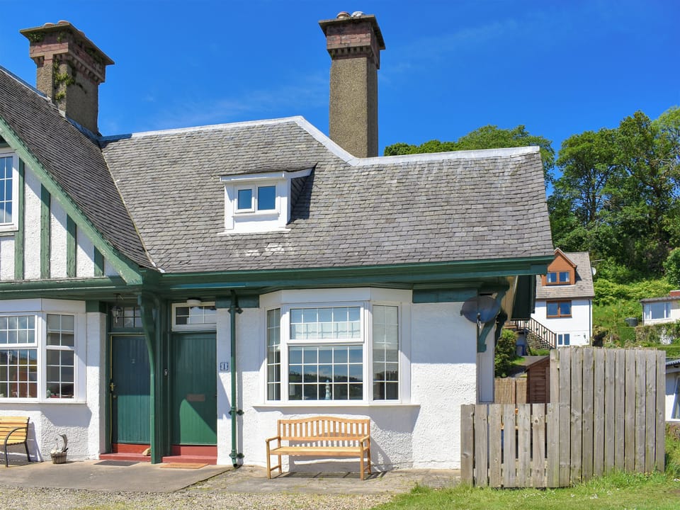 Delightful holiday home | 1 Hamilton Terrace, Lamlash, Isle of Arran