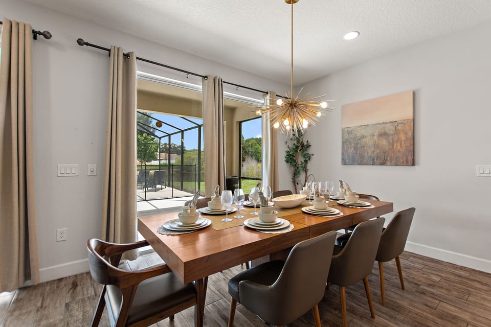 Luxurt dining area