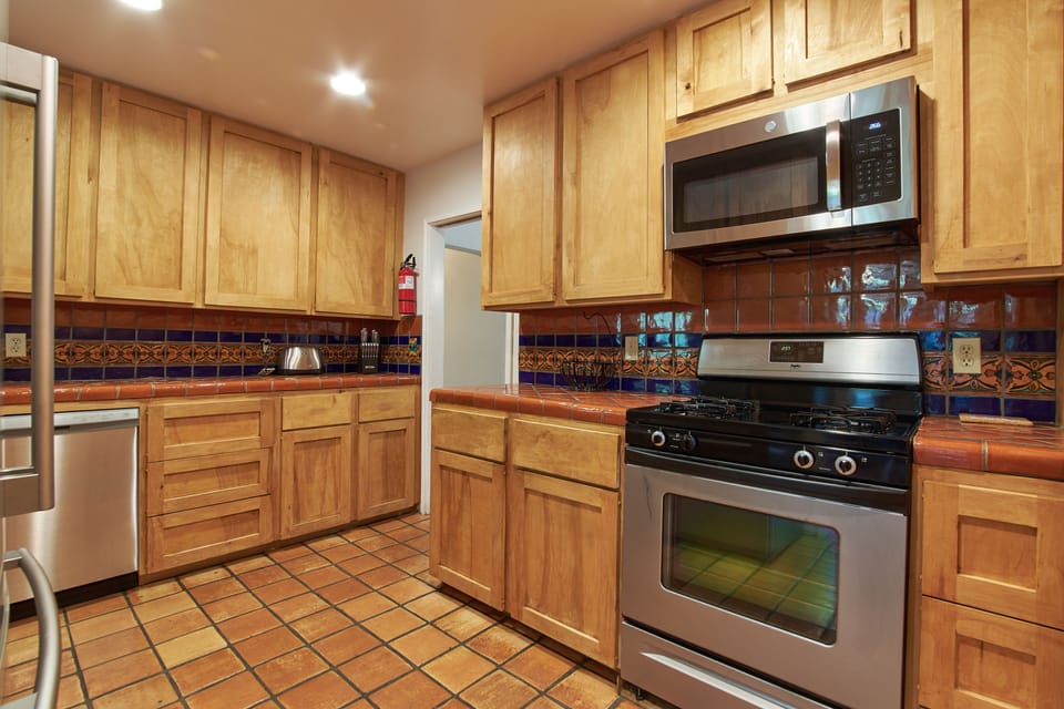 Stainless Steel gas stove and microwave 